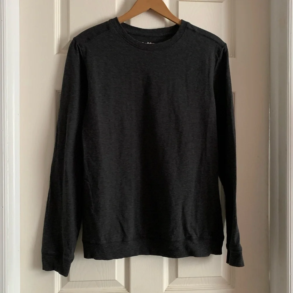 Goodfwllow & Co 💯% Cotton Gray Sweater Size Medium